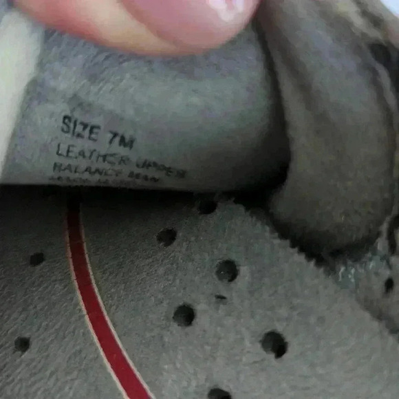 Klogs leather slip resistant/non marking - Picture 3 of 7